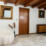Baroque Apartment *