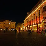 Baroque Apartment *